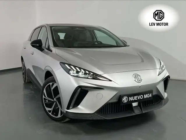 MG MG4 4 Luxury 64kWh
