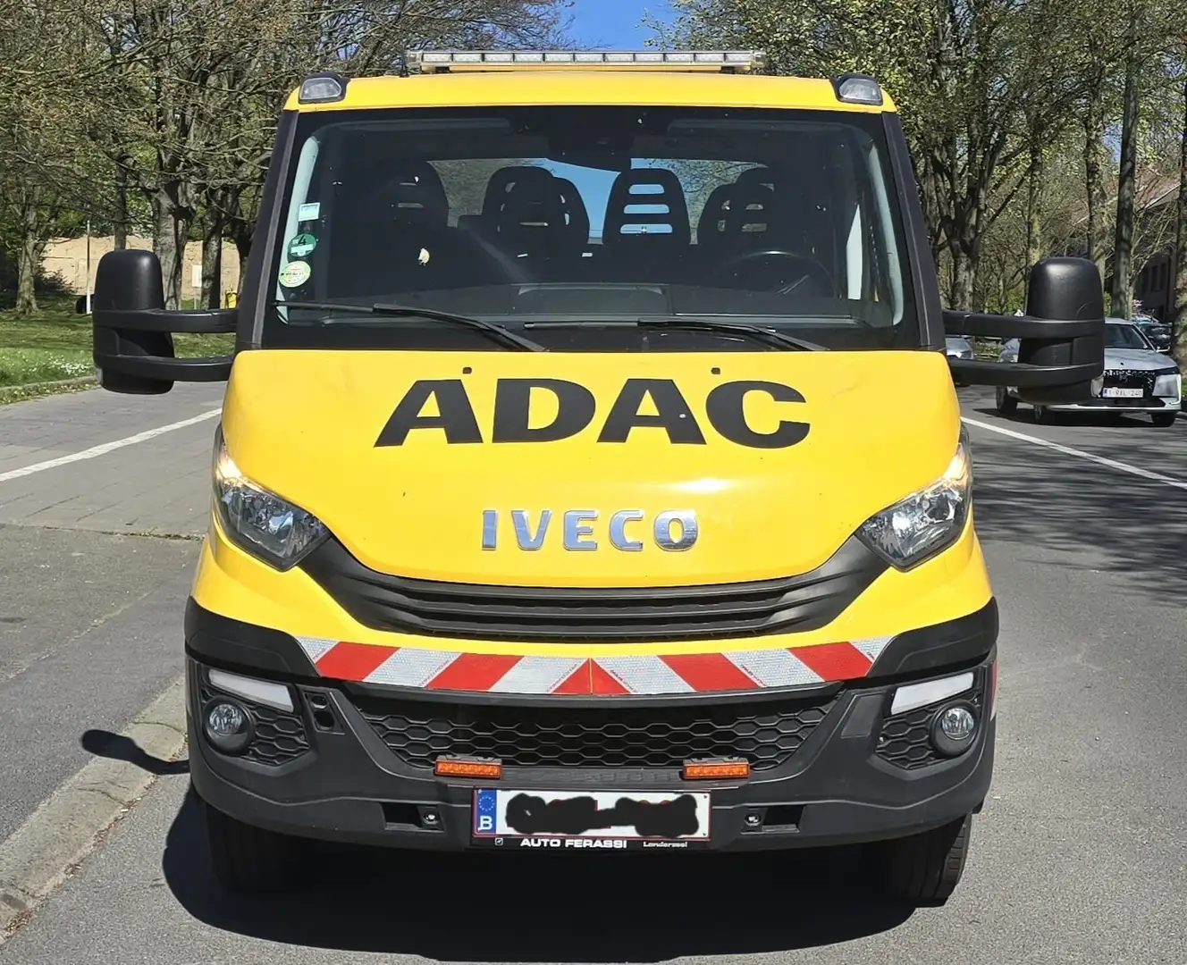 Iveco Daily Жовтий - 1