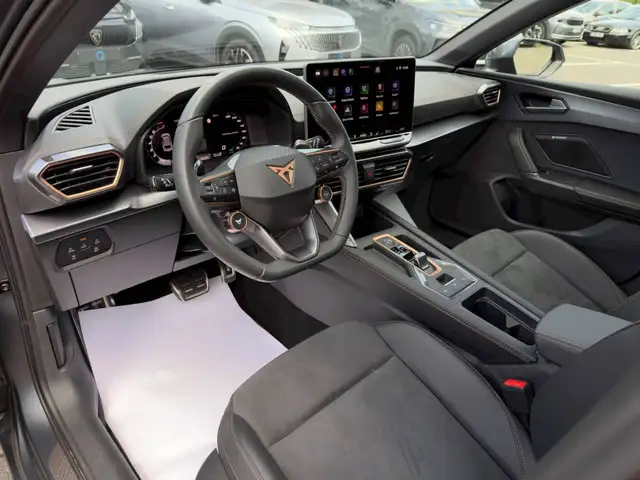 Cupra Leon view 4