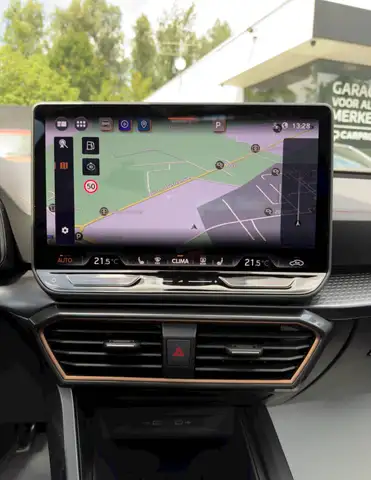 Cupra Leon view 13