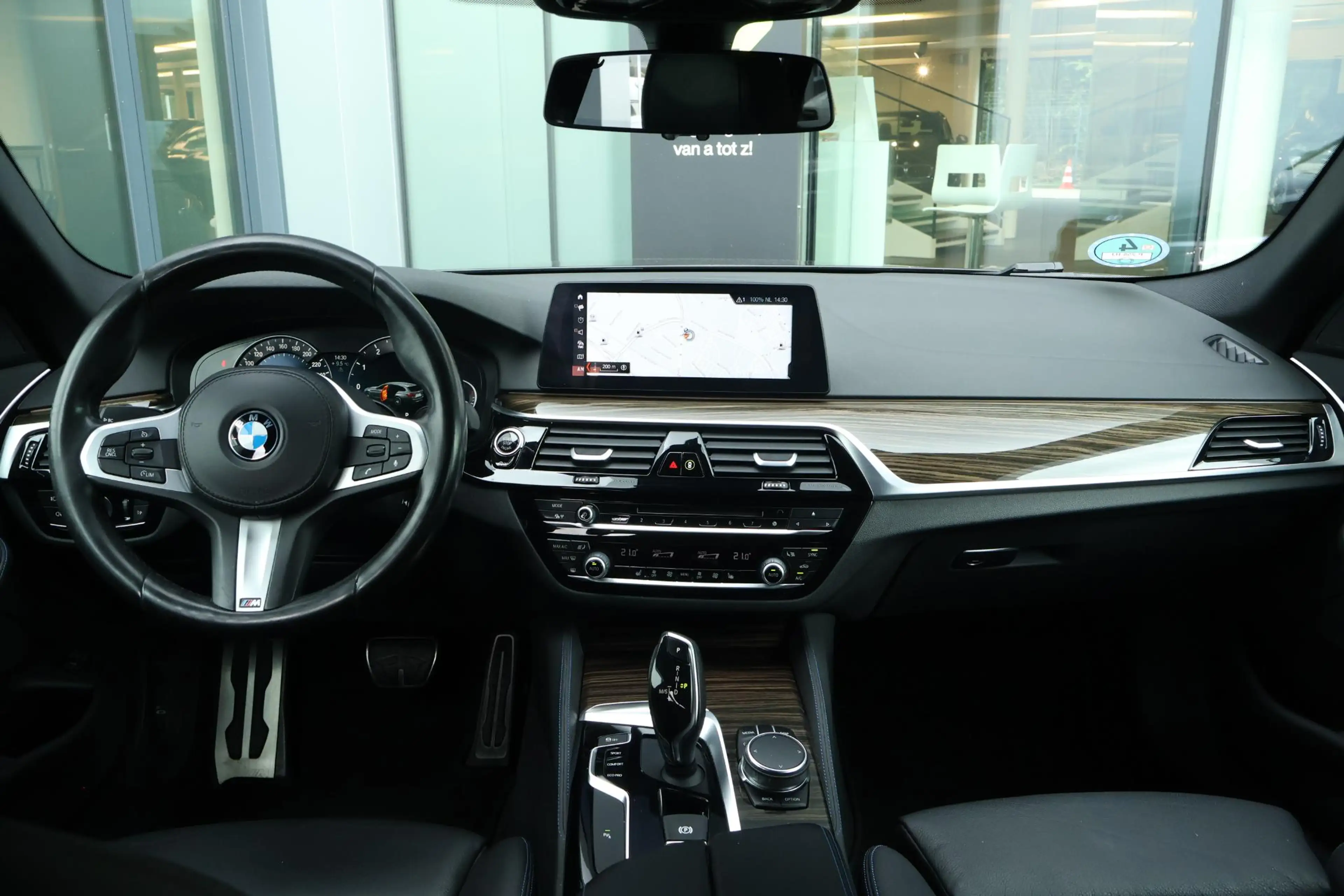 BMW 530 5-serie Touring 530i High Executive / M-Sport / St — photo 14
