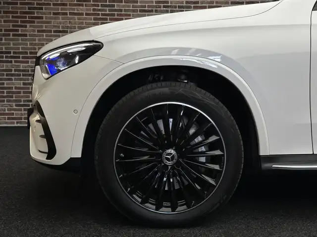 Mercedes-Benz GLC Class view 8