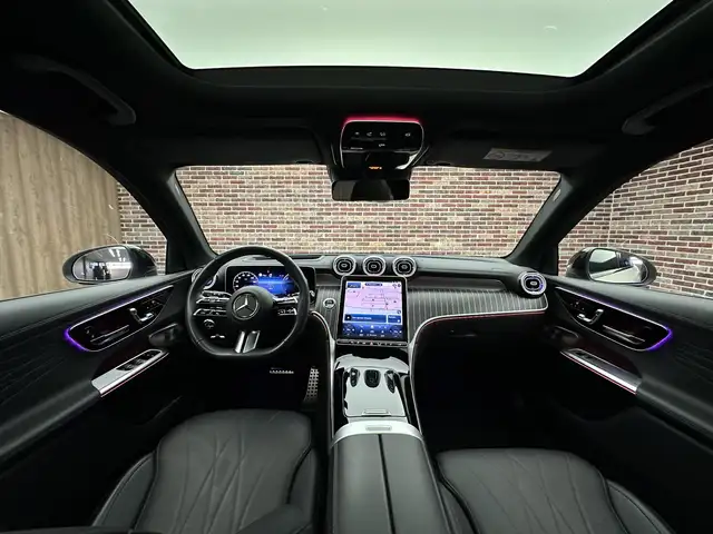Mercedes-Benz GLC Class view 9