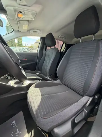 Peugeot 208 view 7
