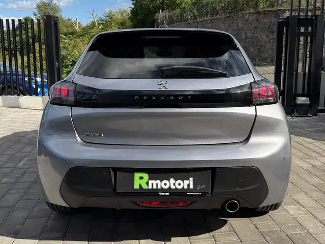 Peugeot 208 view 14