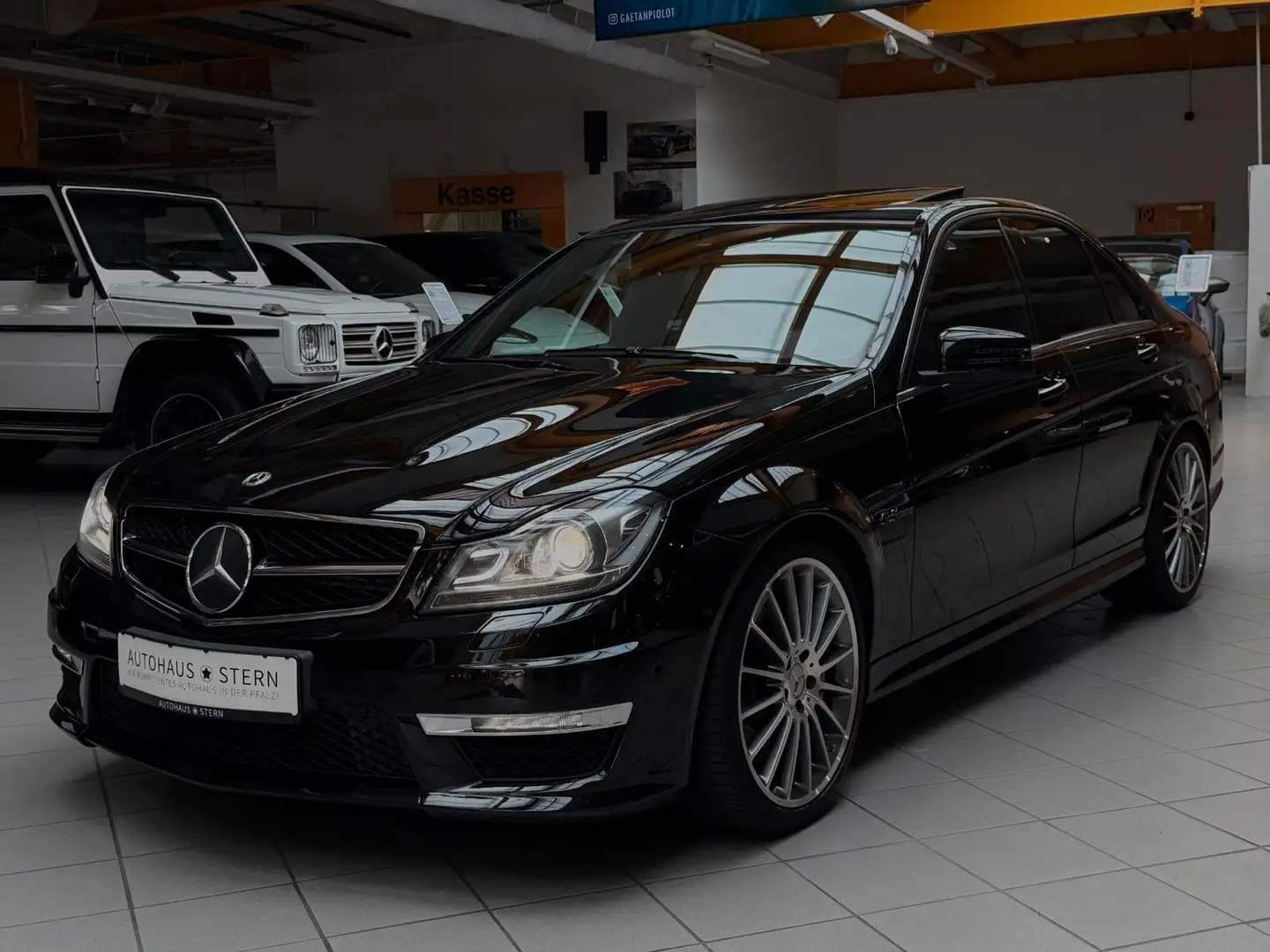Mercedes-Benz C 63 AMG C63 AMG Performance Limousine|ACC|Bi-Xenon|Navi Zwart - 1