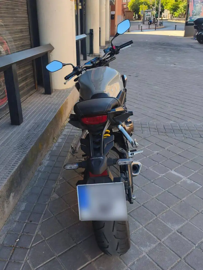 Honda CB 650 Gris - 2