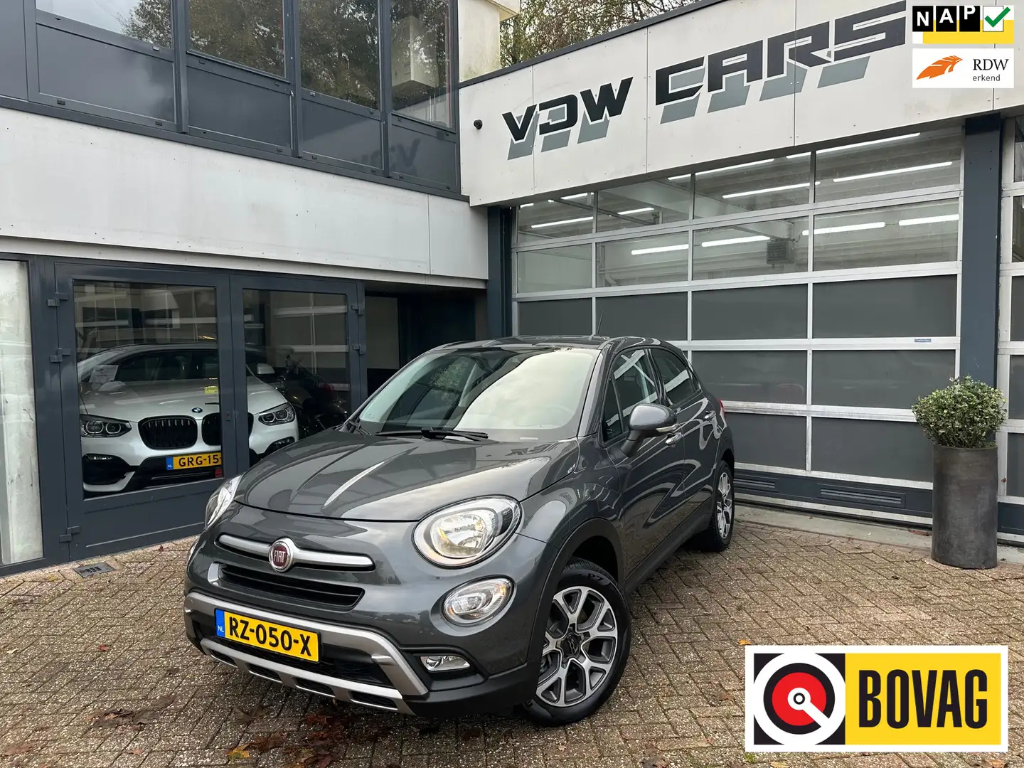 Fiat 500X 1.4 Turbo MultiAir Lounge | DAB | PDC | Cruise | N Grijs - 1