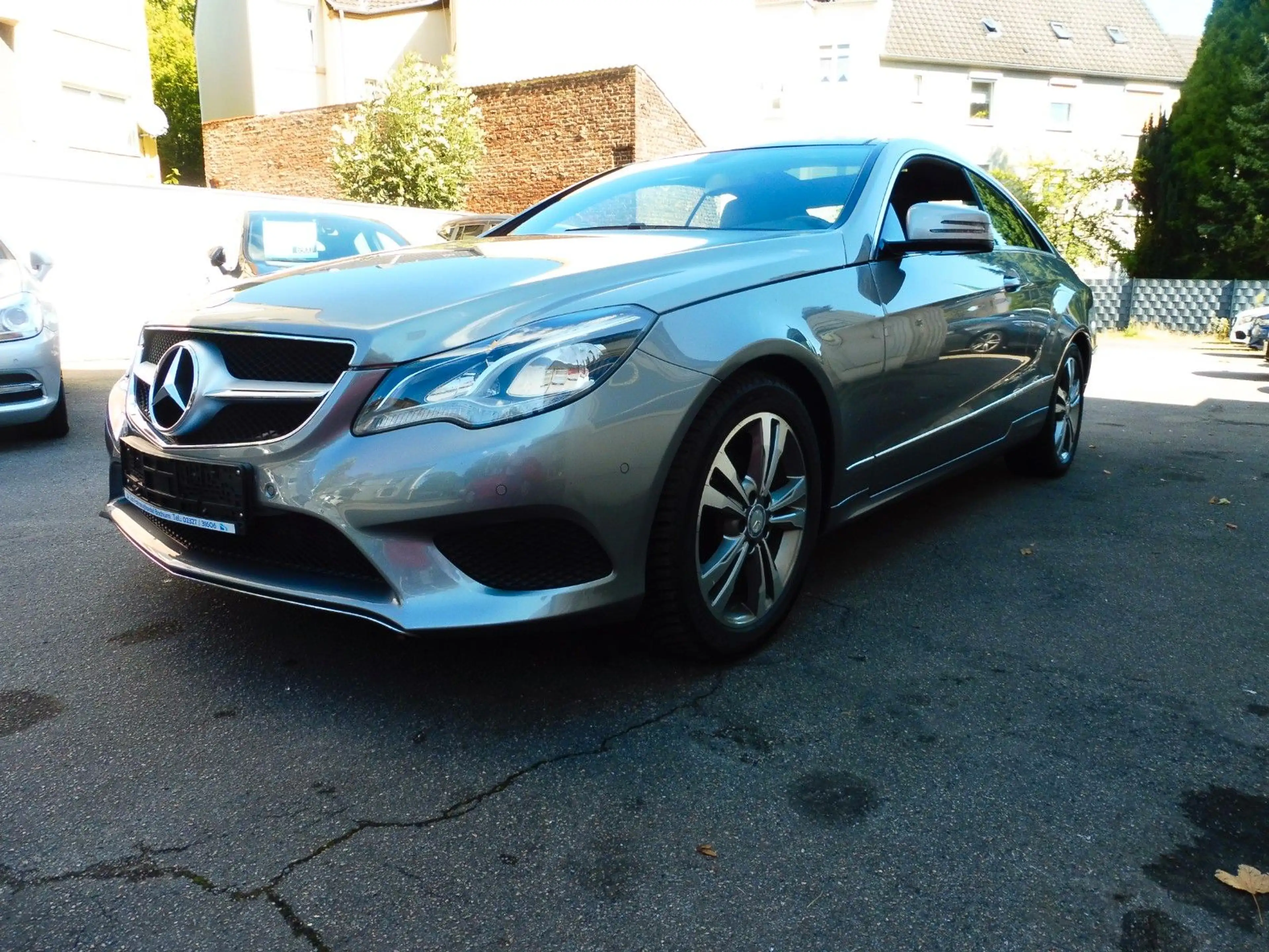 Mercedes-Benz E 200 E Coupe CGI Automatik