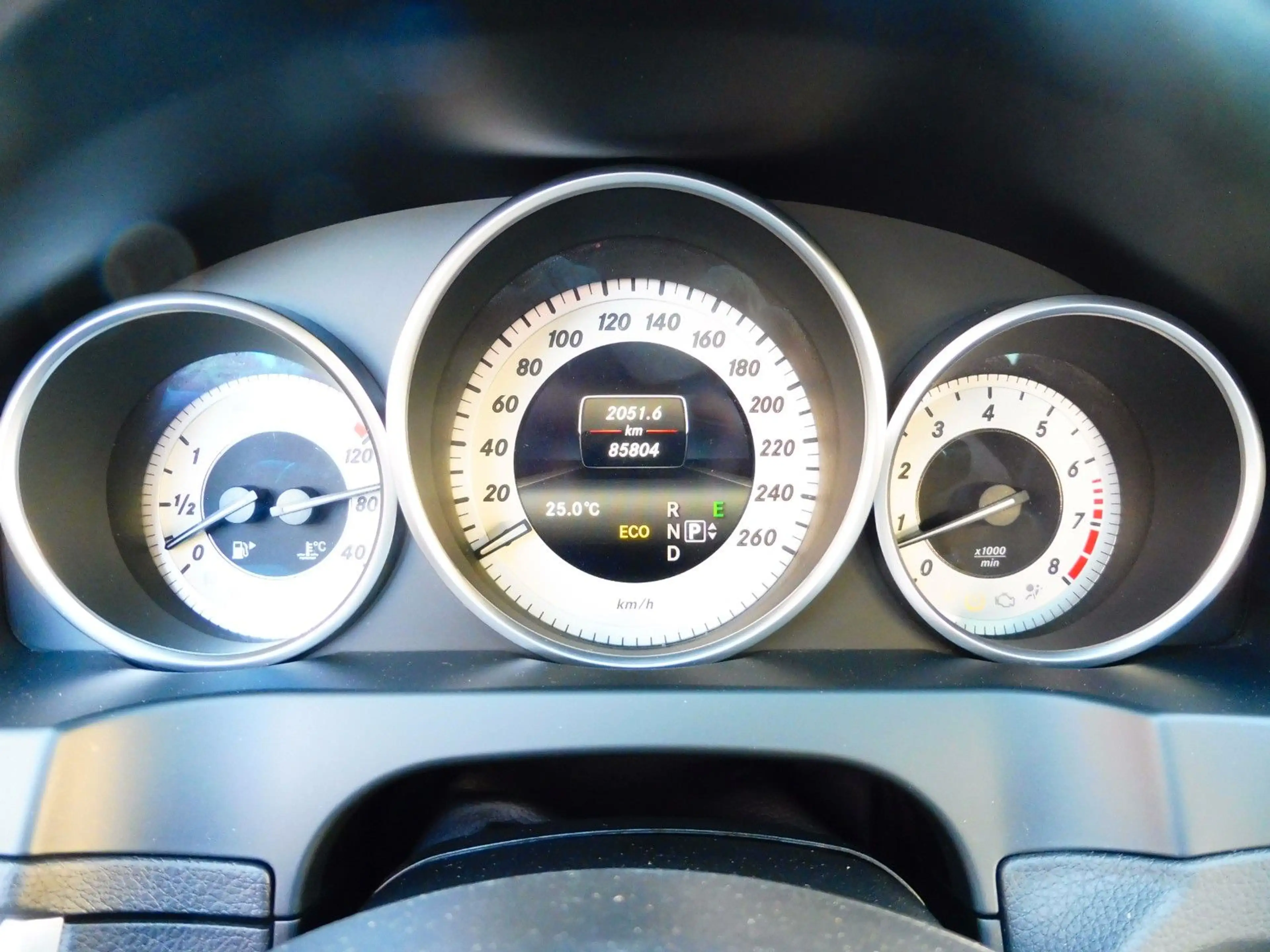 Mercedes-Benz E 200 E Coupe CGI Automatik — photo 15
