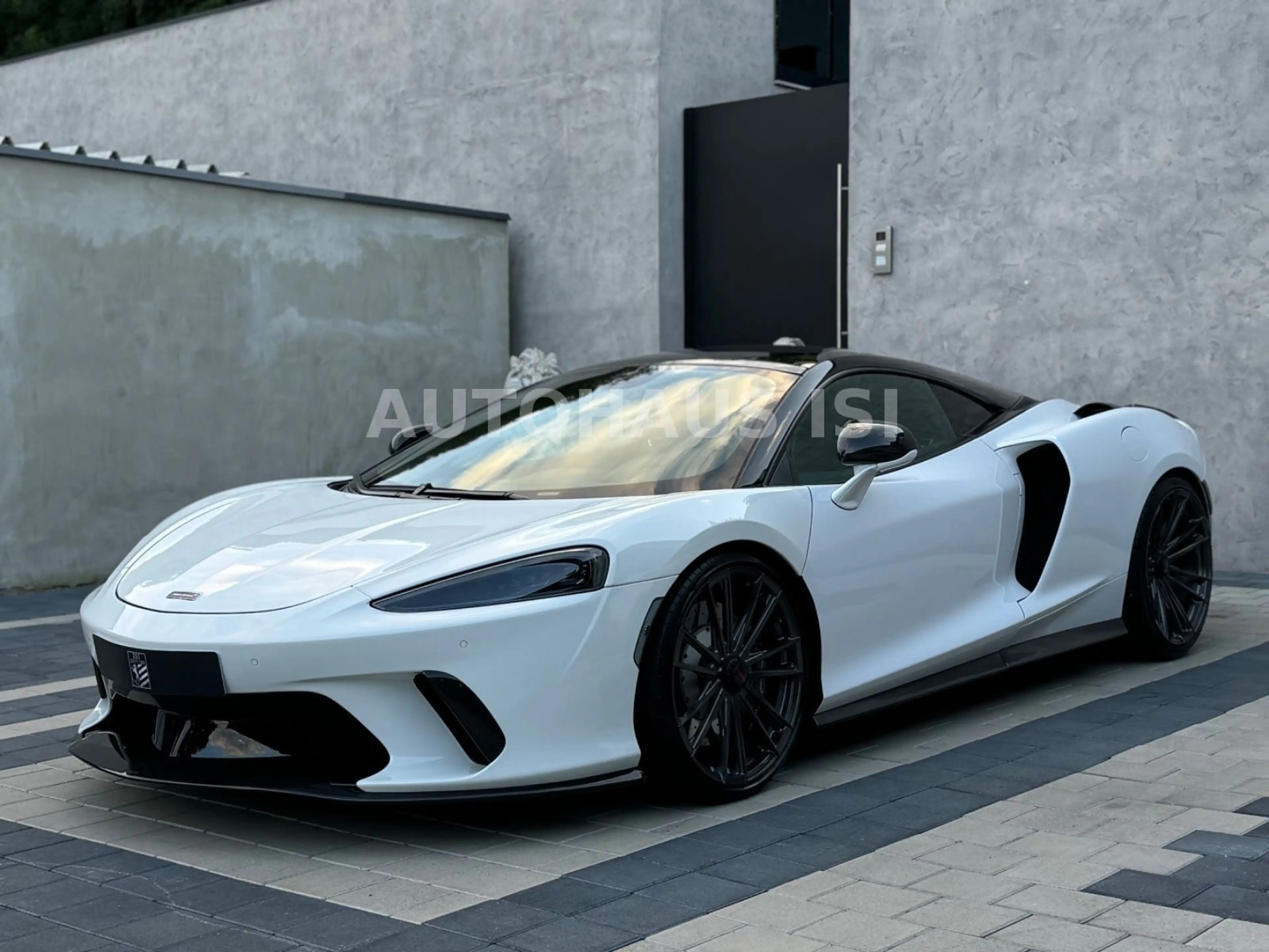 McLaren GT Made by NOVITEC, CARBON PACK, PANO