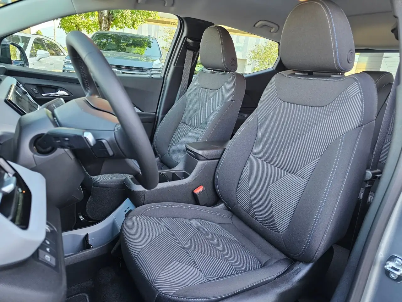 Chevrolet Bolt снимка Chevrolet Bolt