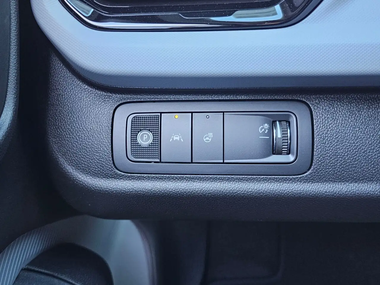 Chevrolet Bolt снимка Chevrolet Bolt