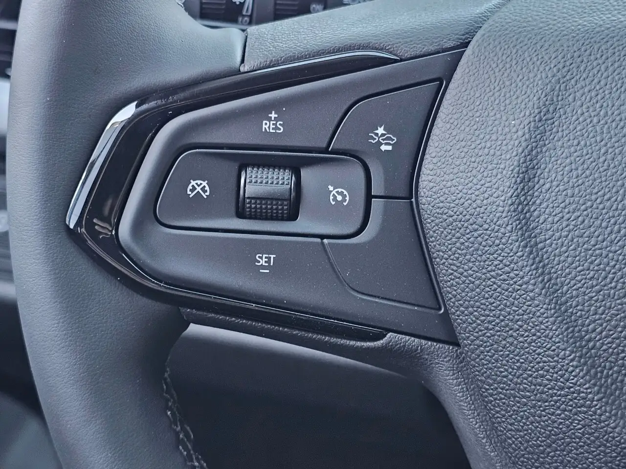Chevrolet Bolt снимка Chevrolet Bolt