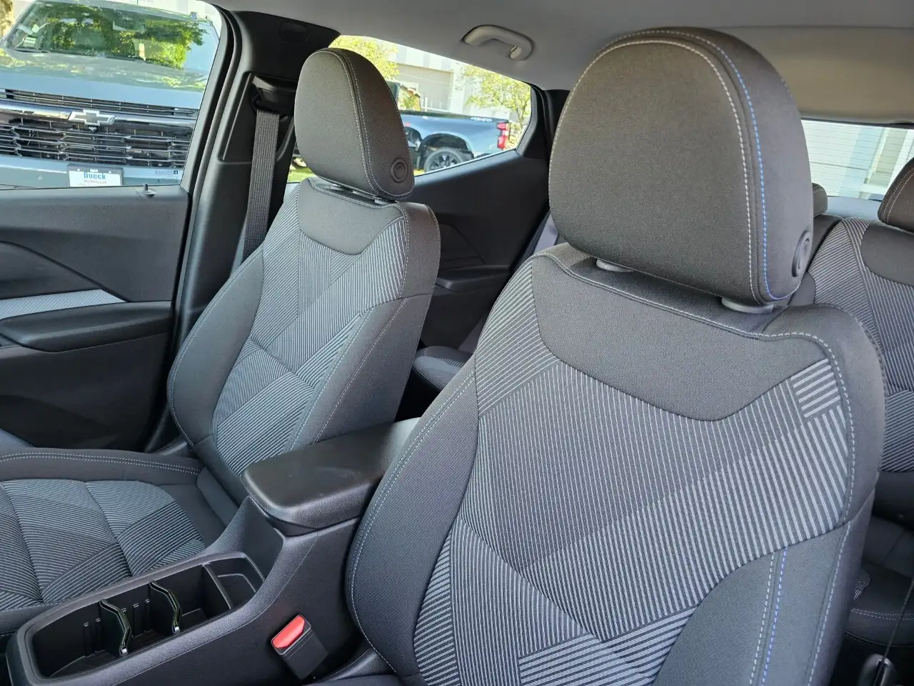 Chevrolet Bolt снимка Chevrolet Bolt