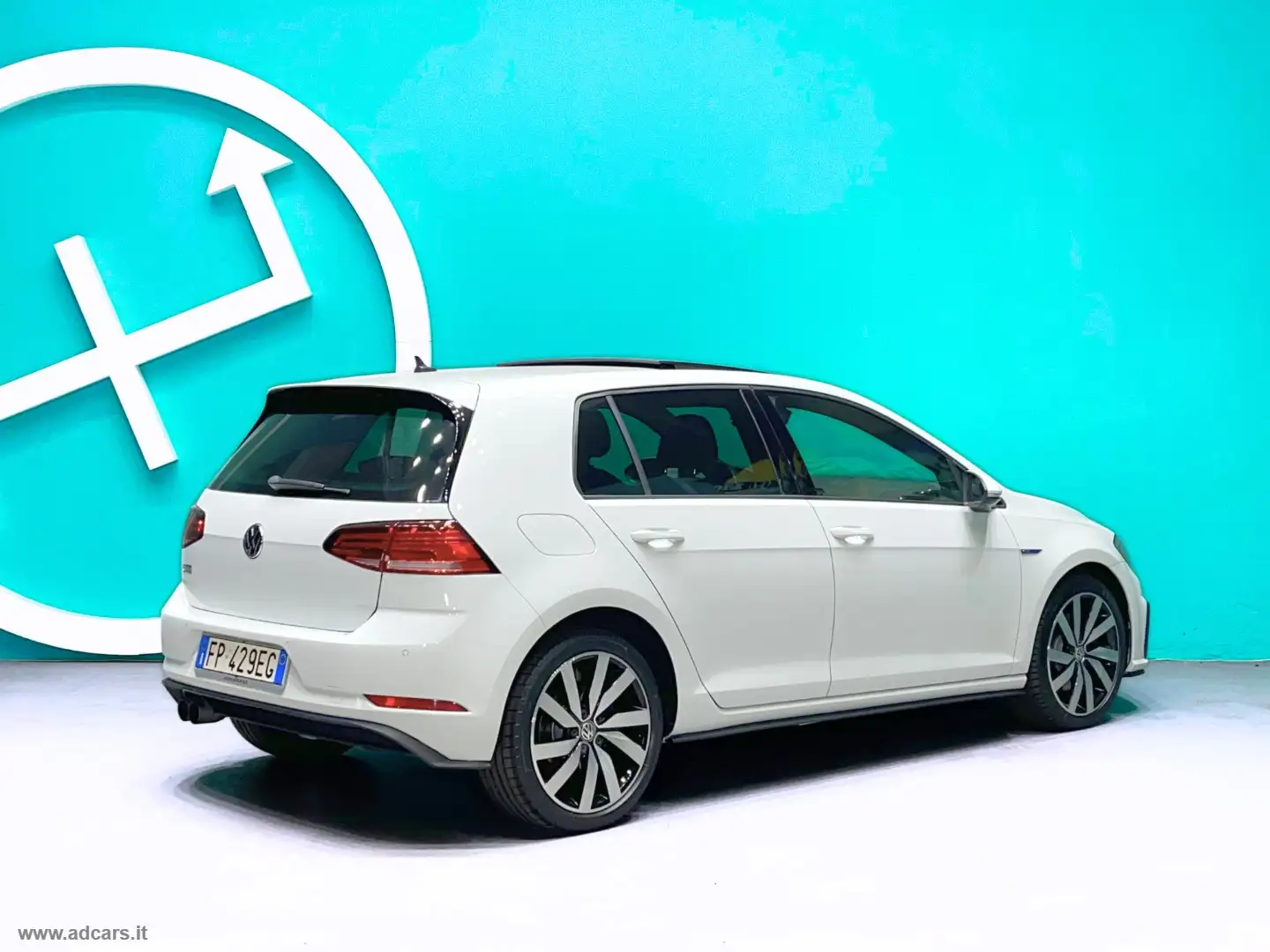 Volkswagen Golf GTE GTE 1.4 TSI DSG 5p. Plug-In-Hybrid *TETTO PANORAMI Bianco - 2