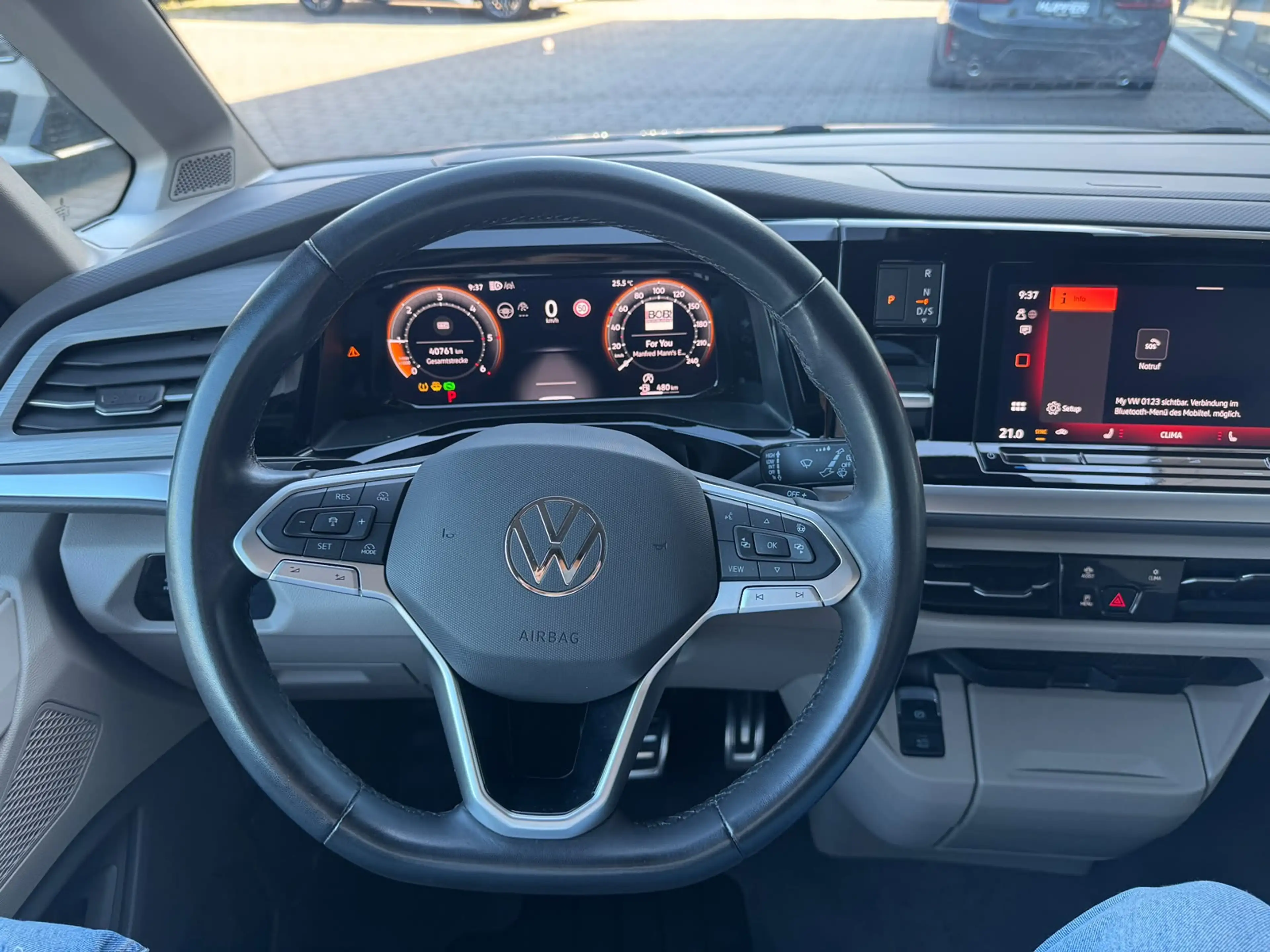 Volkswagen T7 Multivan L AHK°ACC°Stdhzg°HUP-behLK°18Z — photo 9