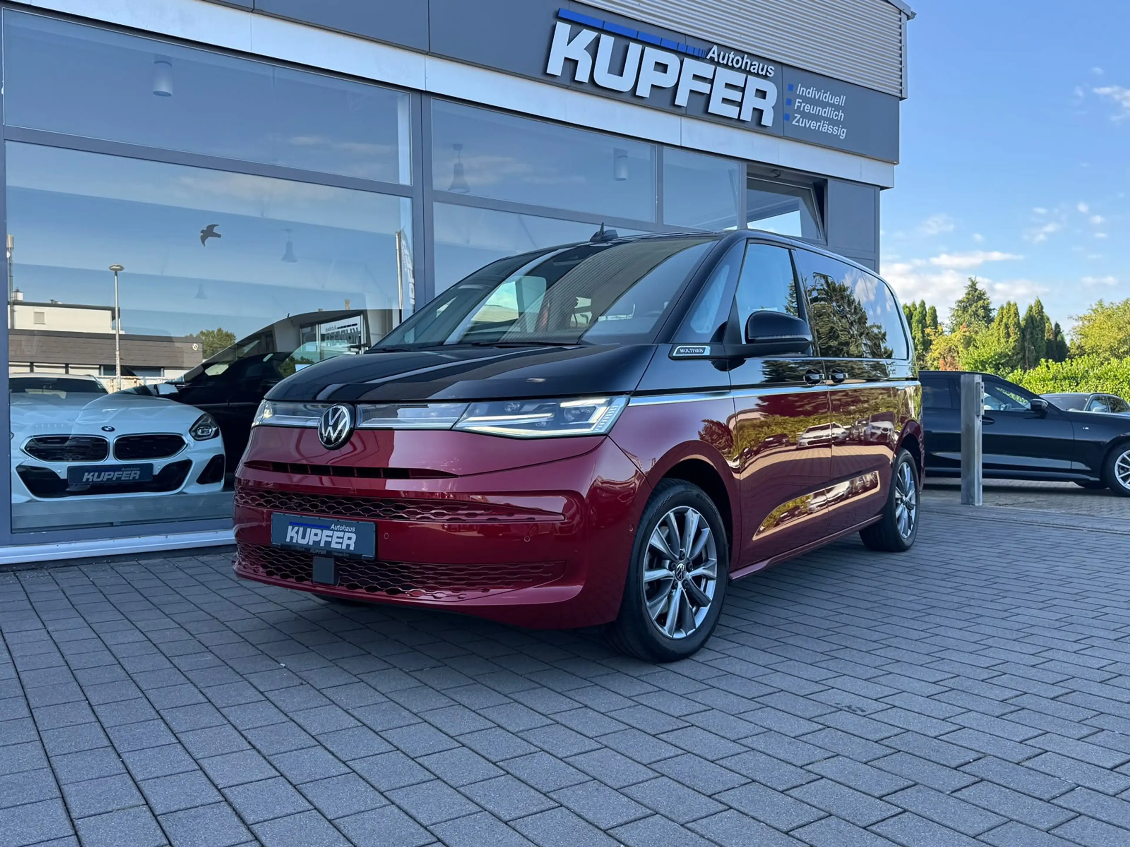 Volkswagen T7 Multivan L AHK°ACC°Stdhzg°HUP-behLK°18Z