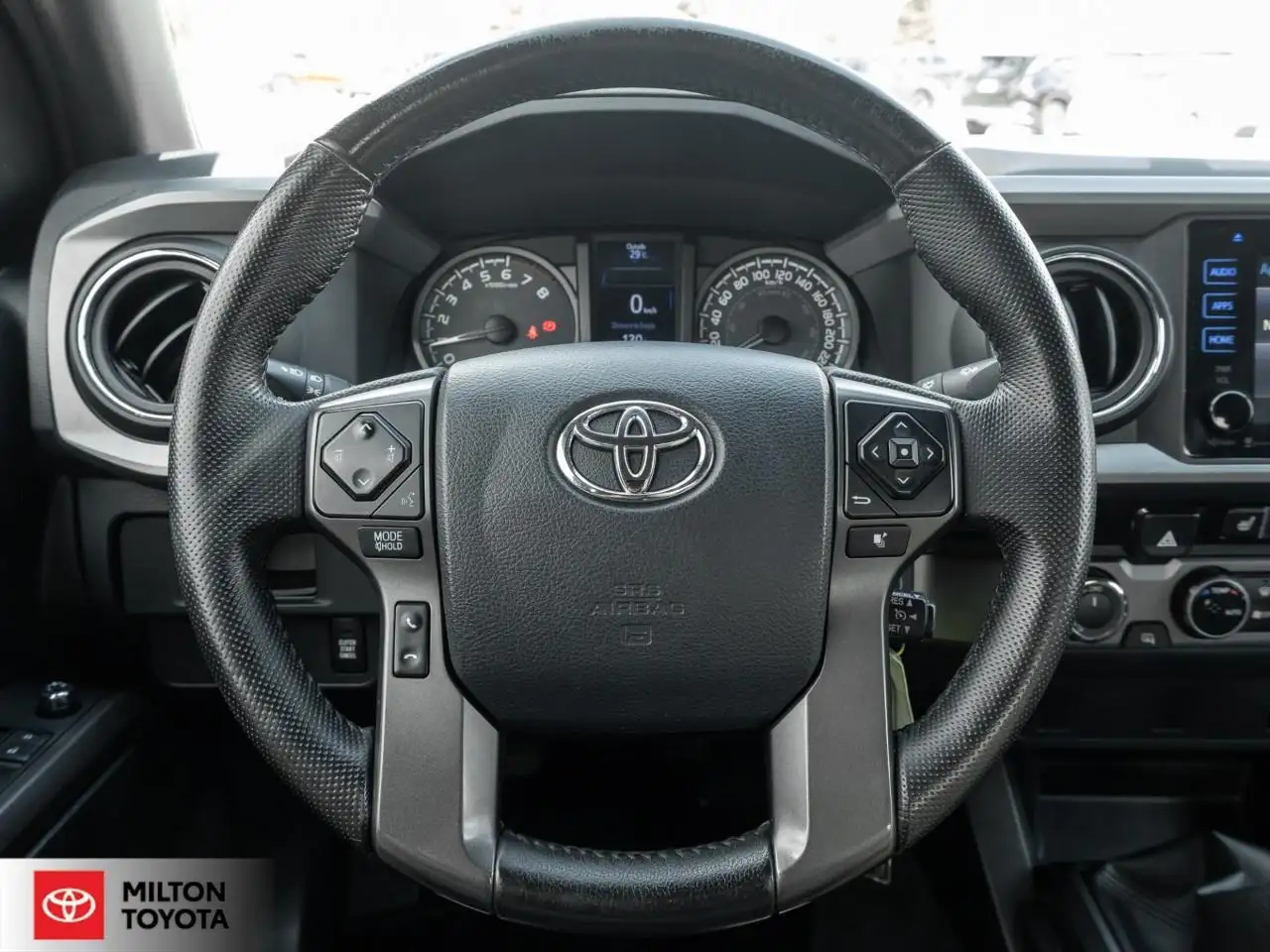 Toyota Tacoma снимка Toyota Tacoma