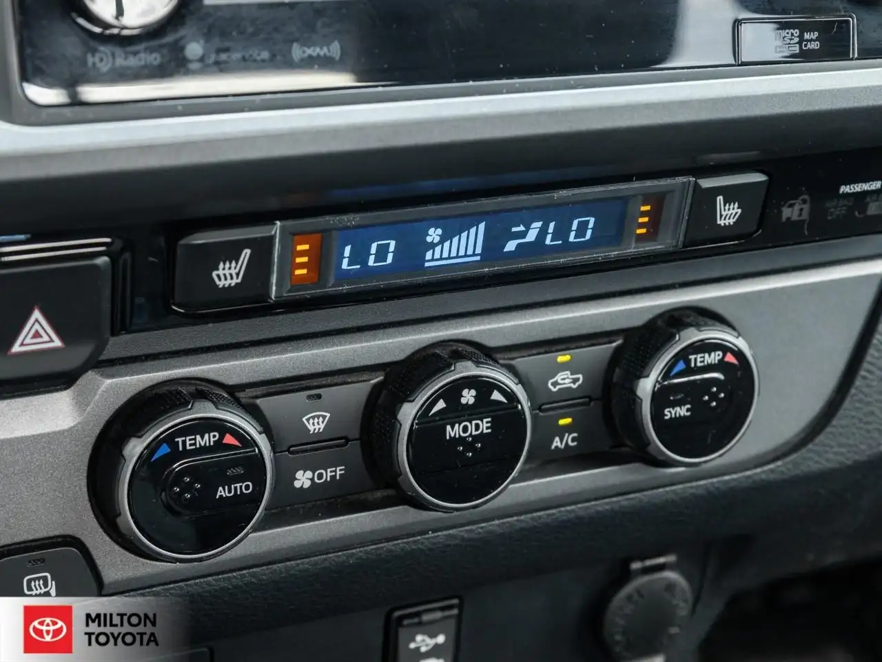 Toyota Tacoma снимка Toyota Tacoma