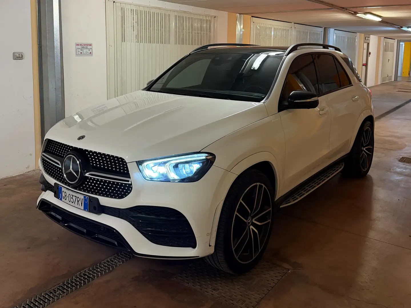 Mercedes-Benz GLE 400 GLE - C167 2020 Coupe d Premium Plus 4matic AMG Blanc - 2