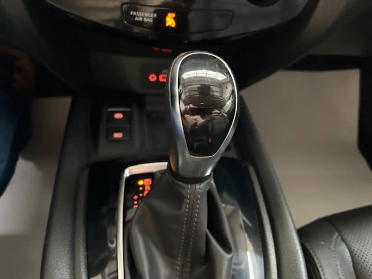 Nissan Qashqai снимка Nissan Qashqai