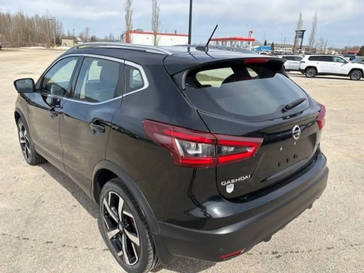 Nissan Qashqai снимка Nissan Qashqai