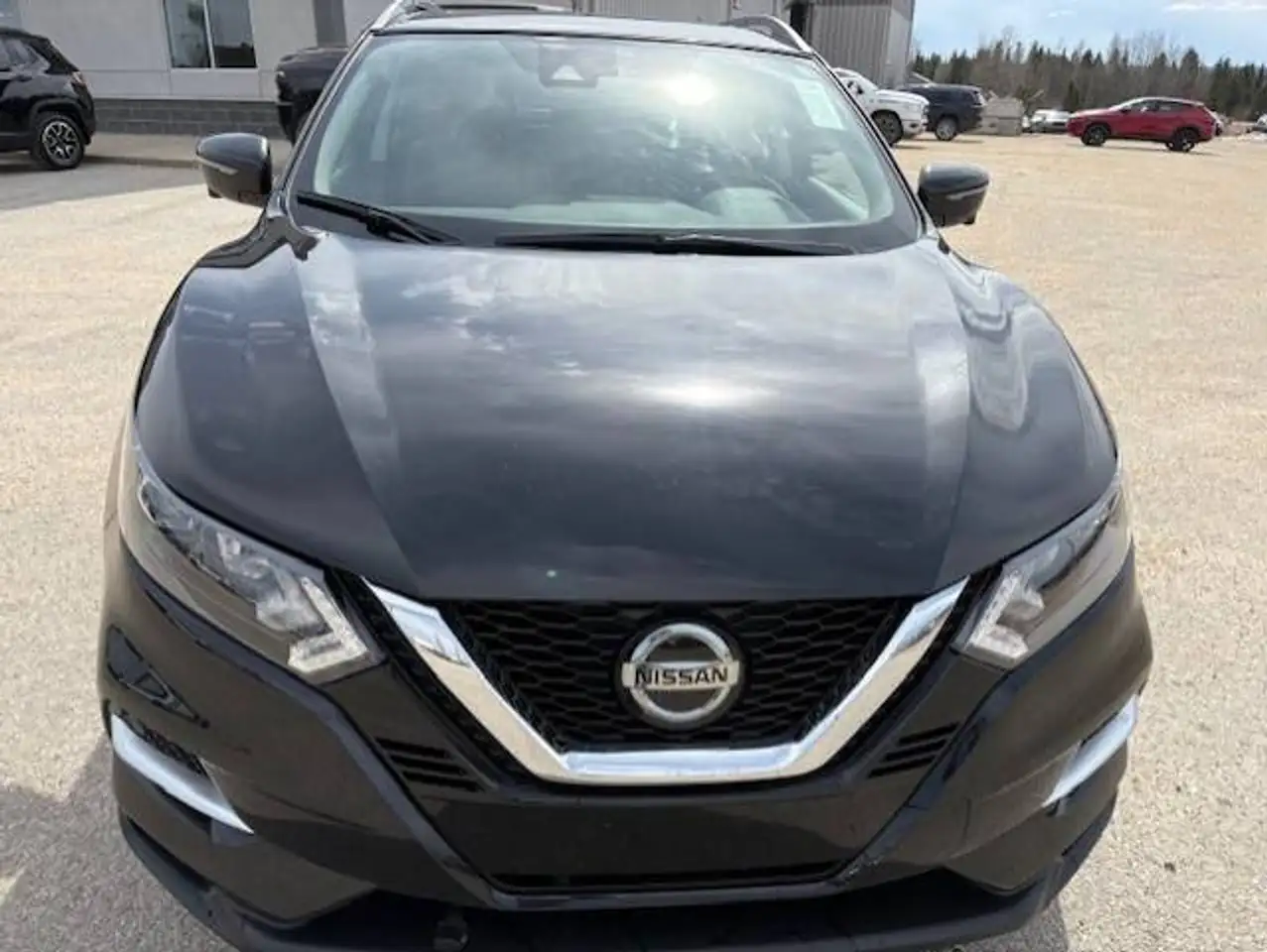 Nissan Qashqai снимка Nissan Qashqai