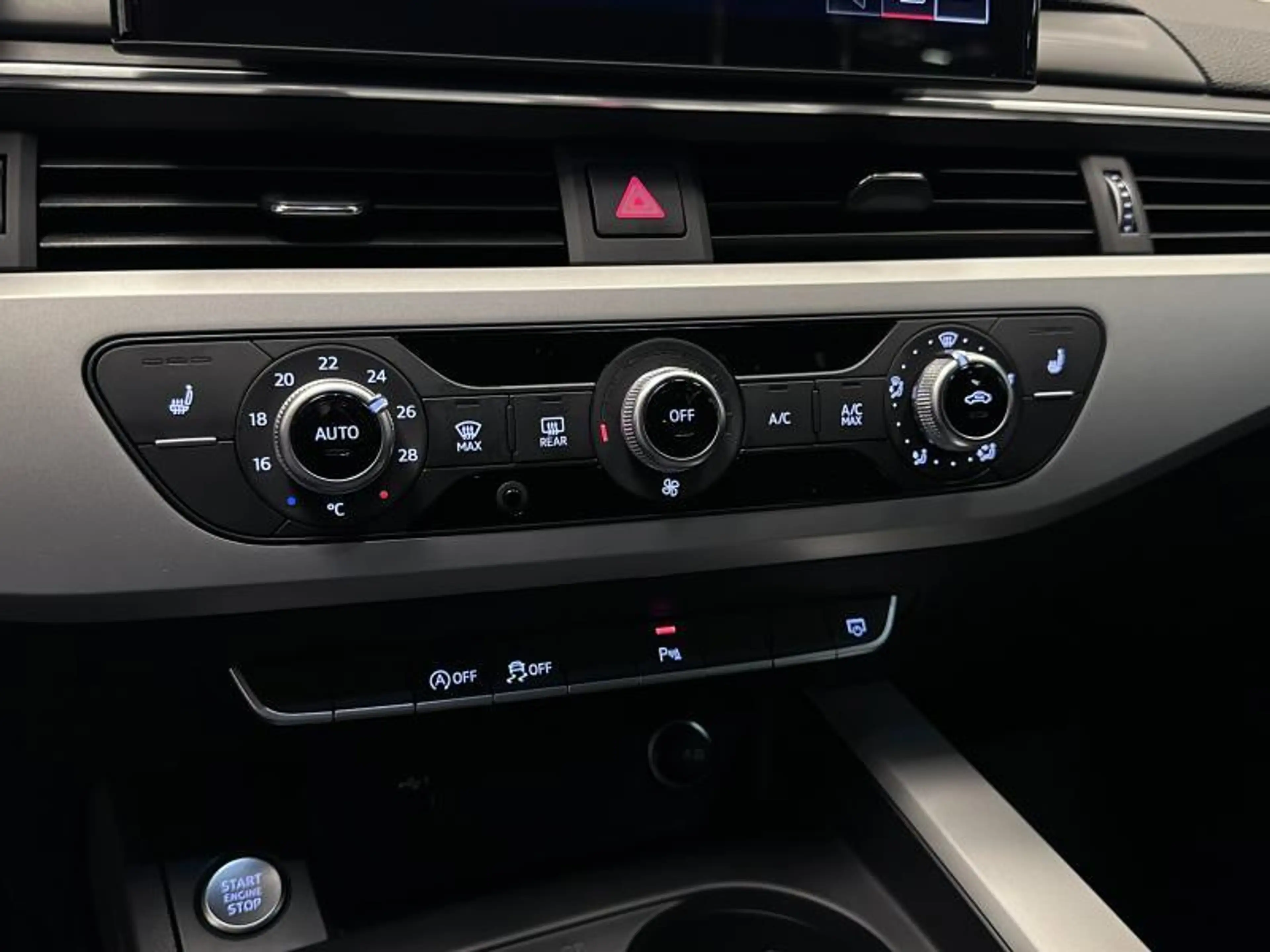 Audi A4 35 TFSI*S-TRONIC*S-LINE*COMPETITION*AVANT* — photo 21