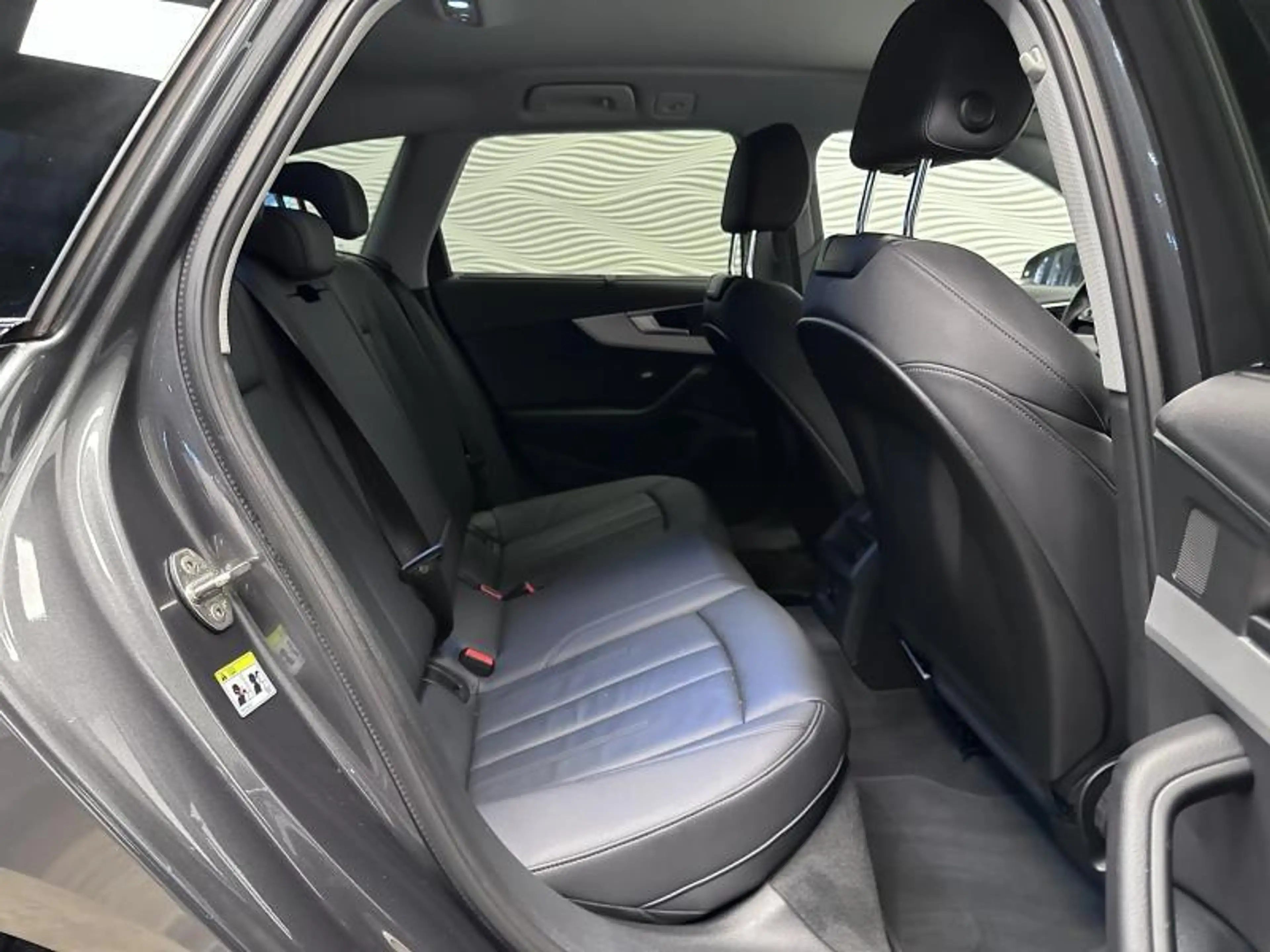 Audi A4 35 TFSI*S-TRONIC*S-LINE*COMPETITION*AVANT* — photo 27