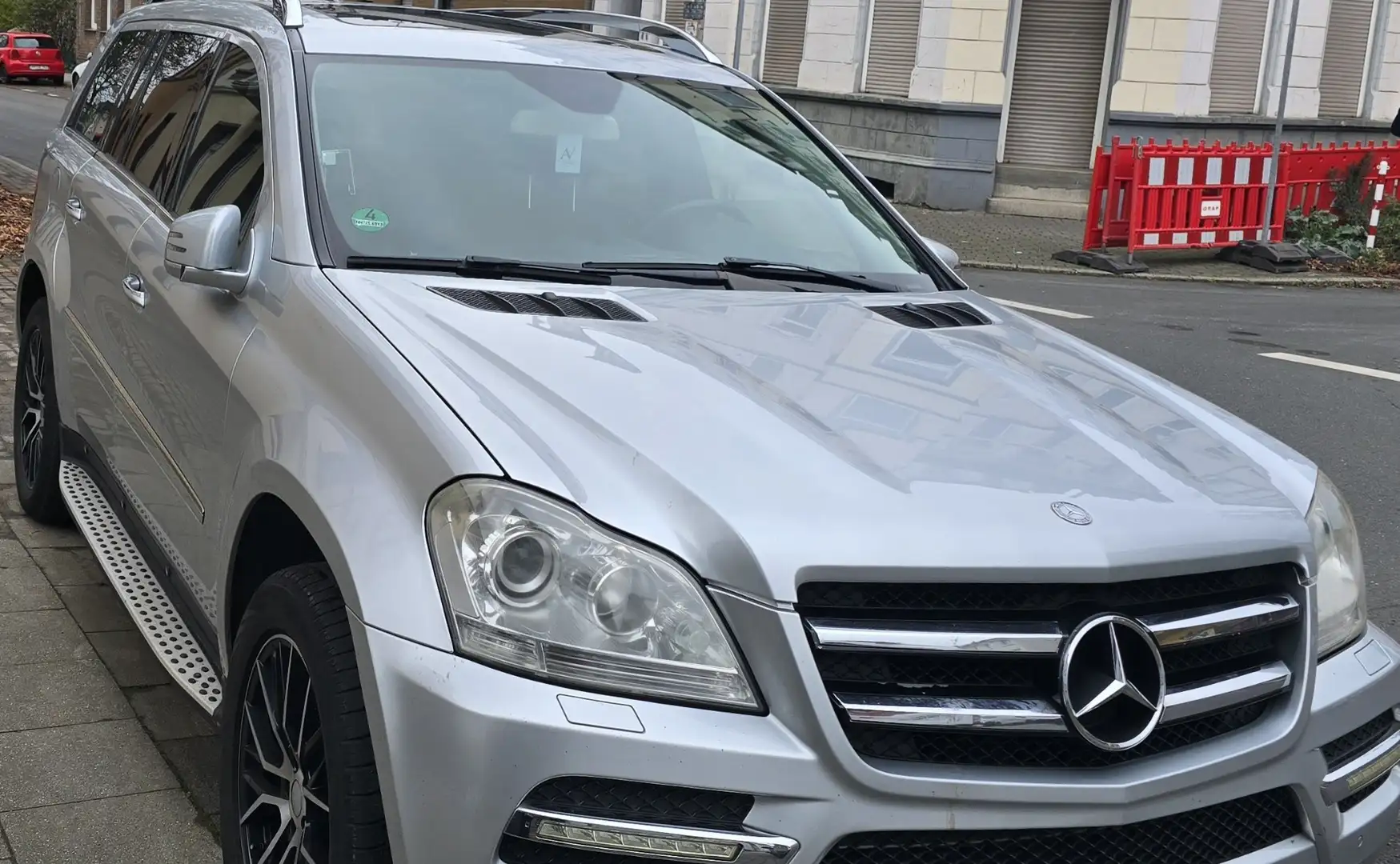 Mercedes-Benz GL 450 GL 450 4Matic (164.871) Grau - 1