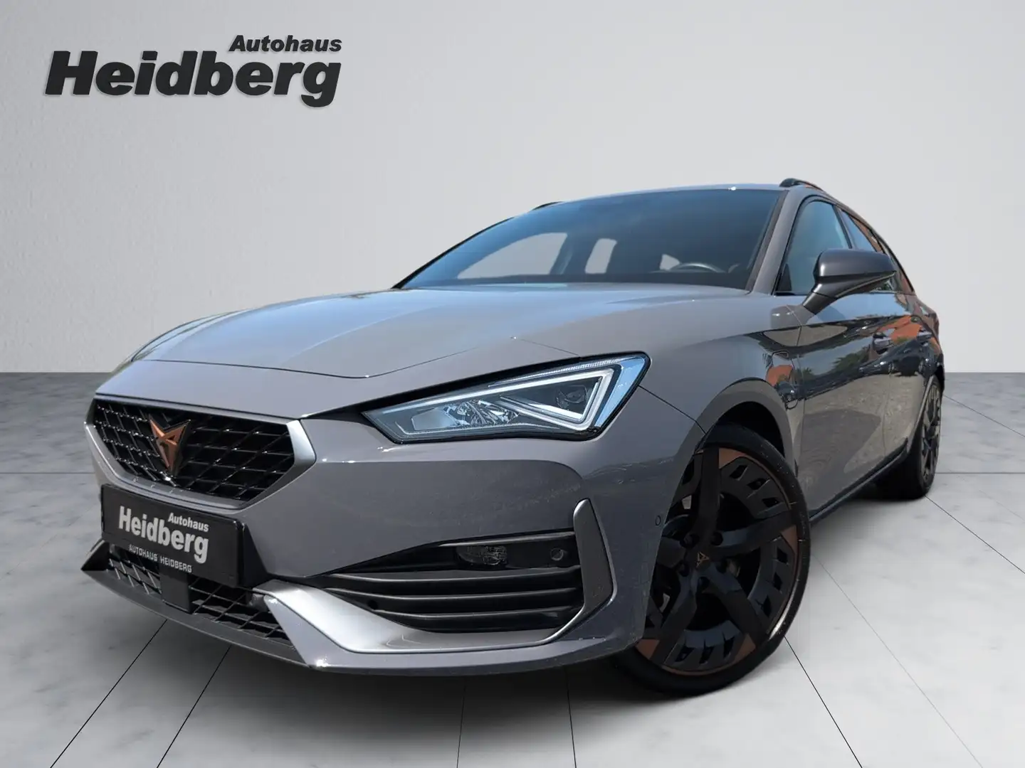 CUPRA Leon SP 1.4 e-Hybrid VZ Pak: XL Kessy 19" COPPER AERO Gris - 1