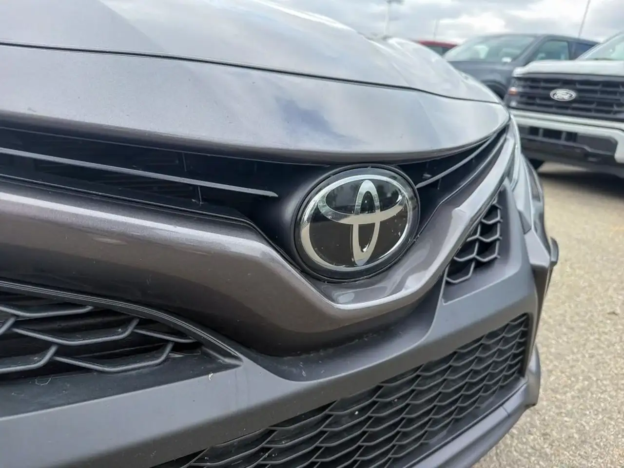 Toyota Camry снимка Toyota Camry