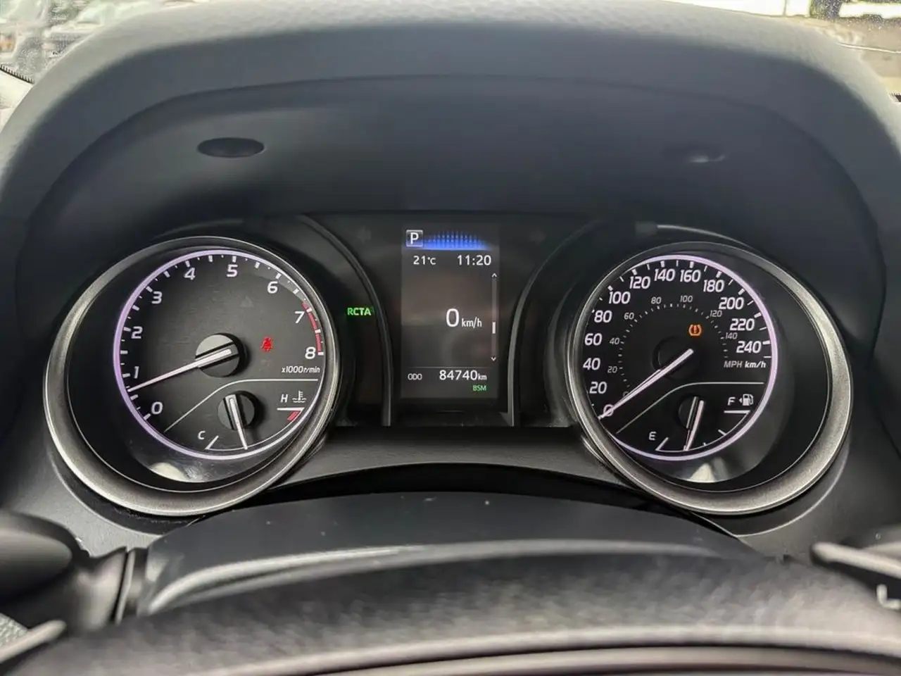 Toyota Camry снимка Toyota Camry
