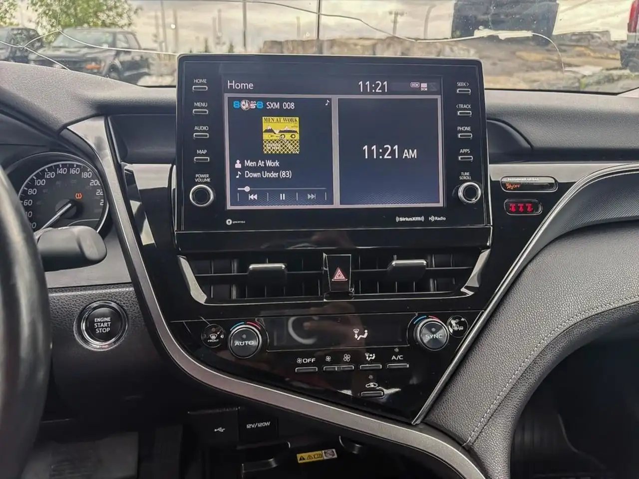 Toyota Camry снимка Toyota Camry