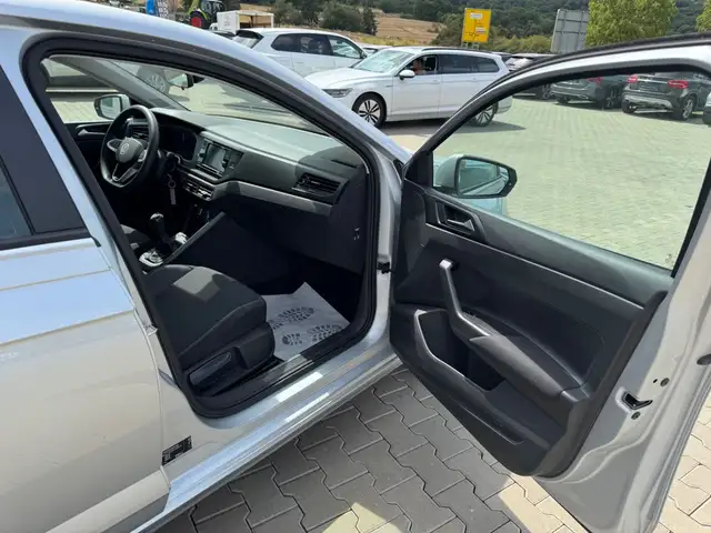 Volkswagen Polo view 15