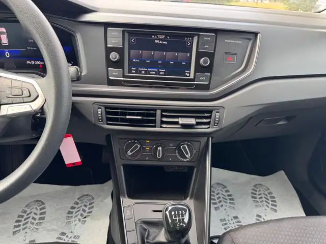 Volkswagen Polo view 13