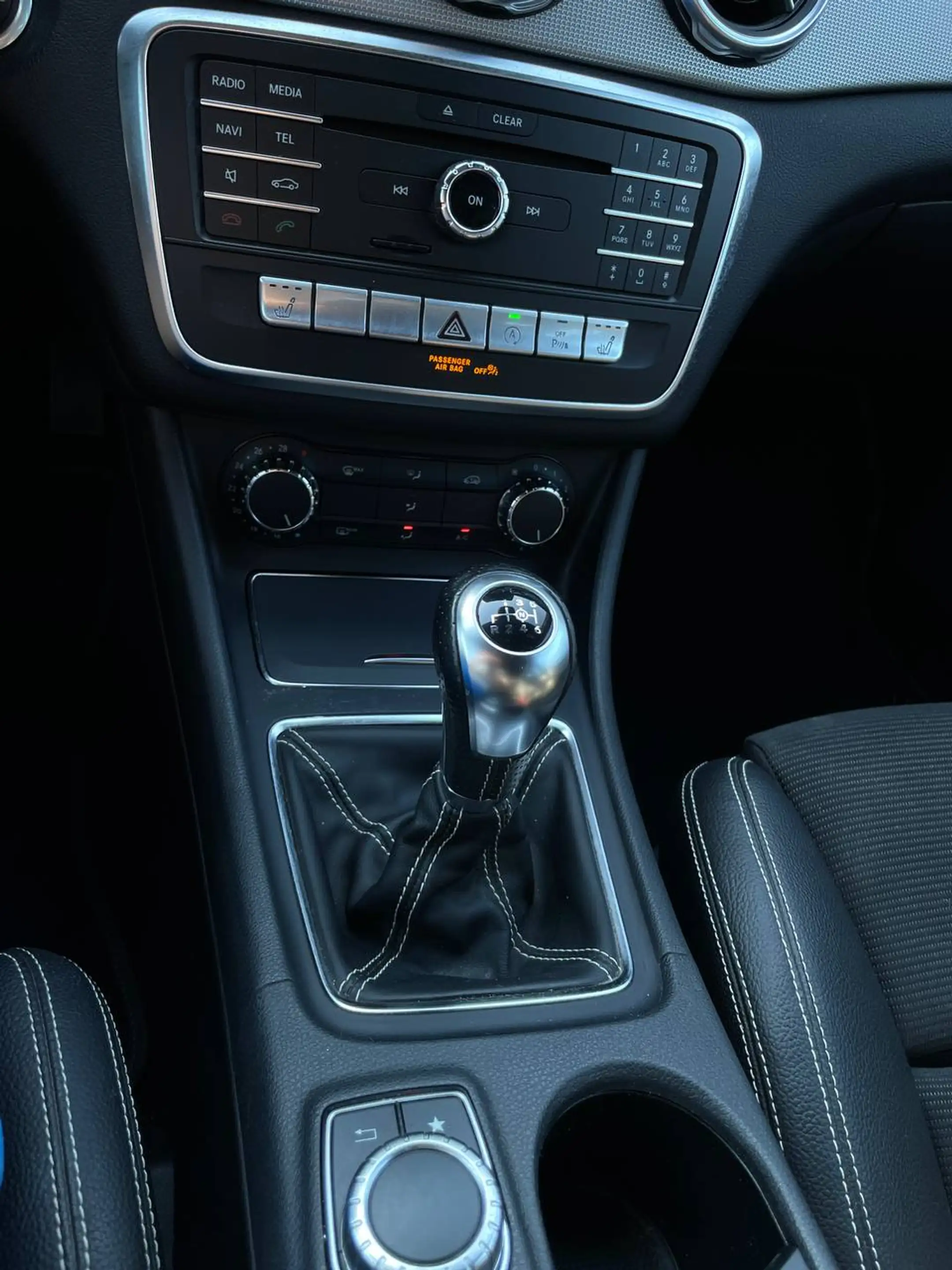 Mercedes-Benz GLA 180 Benzine/Clima/Navi/Camera/Garantie/*** — photo 15