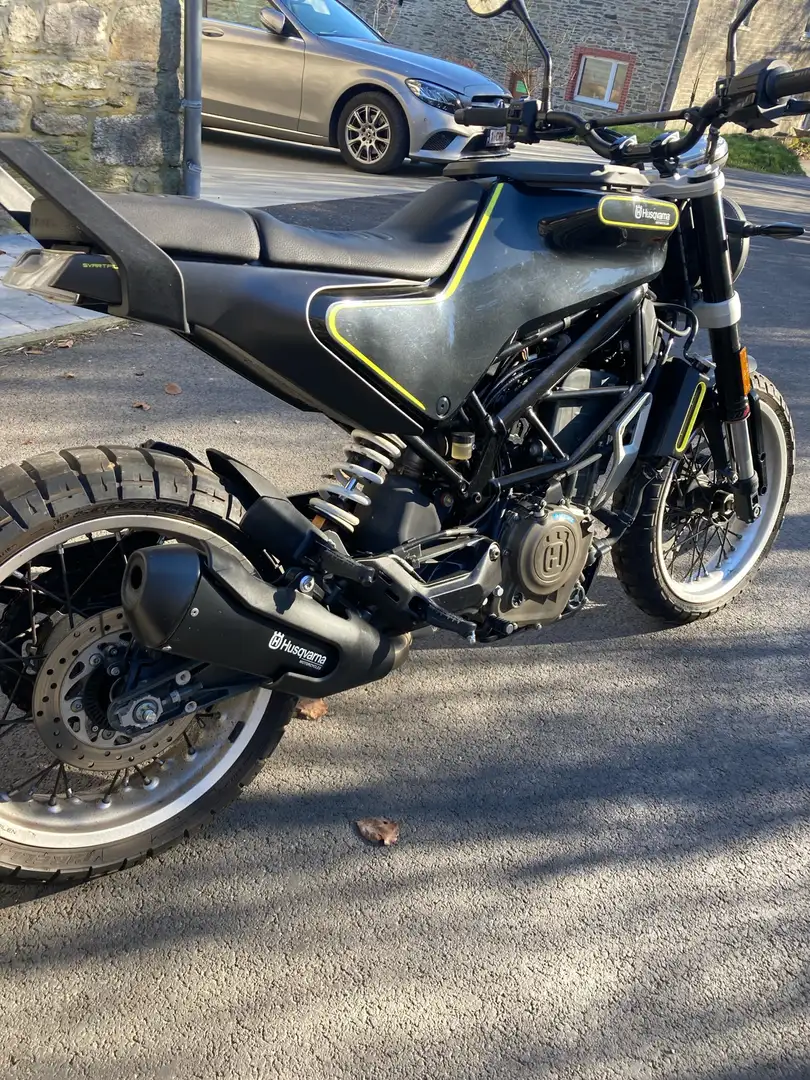 Husqvarna Svartpilen - 2
