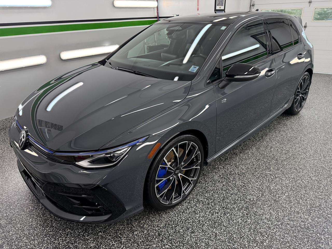 2026 Volkswagen Golf R — снимка 3