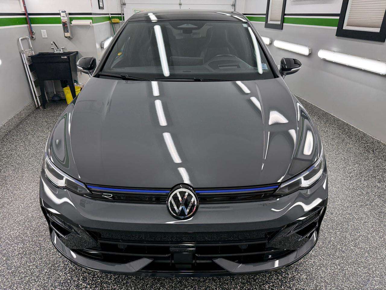 2026 Volkswagen Golf R — снимка 2