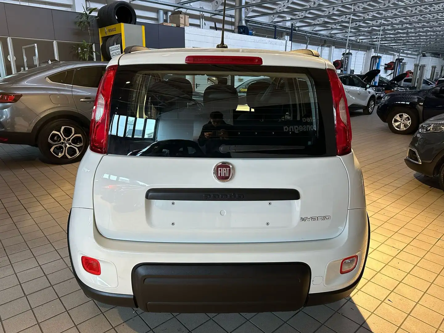 Fiat Panda 1.0 FireFly S&S Hybrid City Life - 2