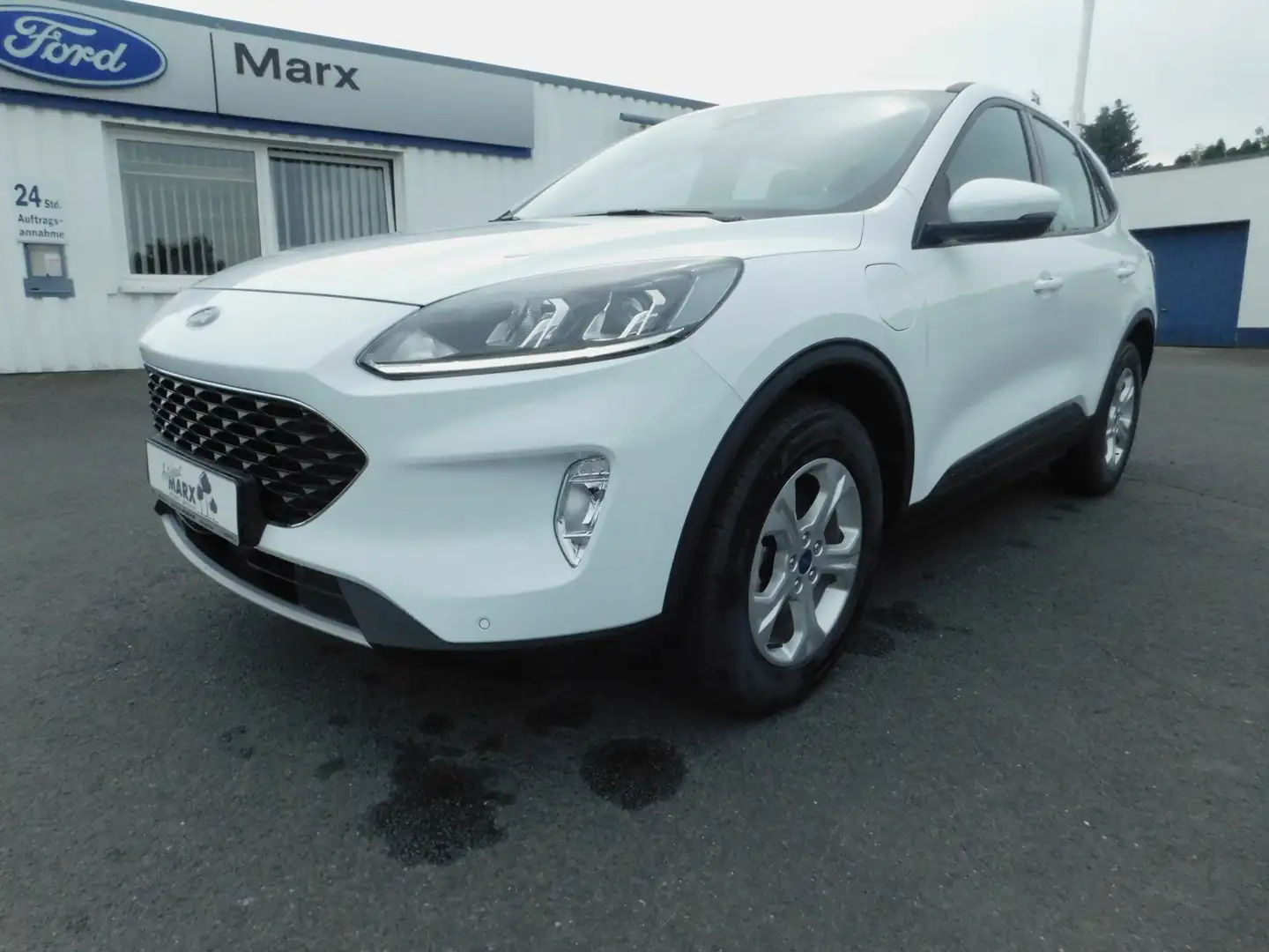 Ford Kuga Plug-In Hybrid Cool & Connect Weiß - 1
