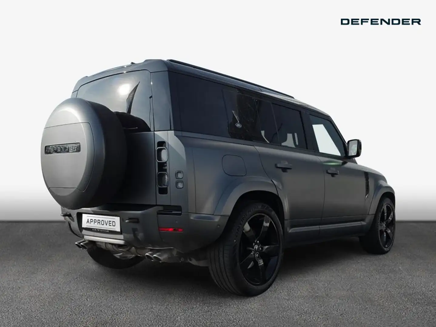 Land Rover Defender 110 P525 V8 Schwarz - 2