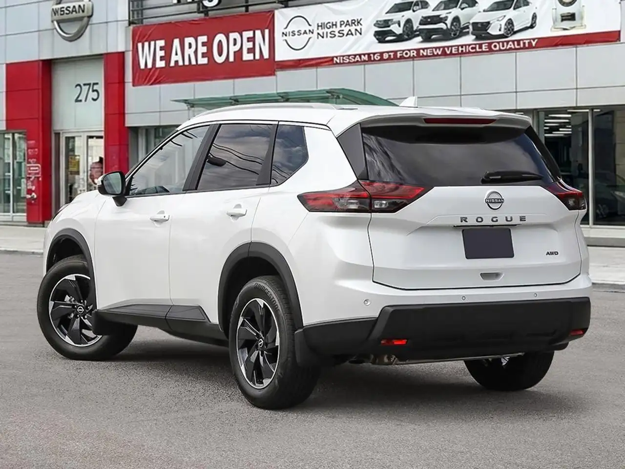 Nissan Rogue снимка Nissan Rogue