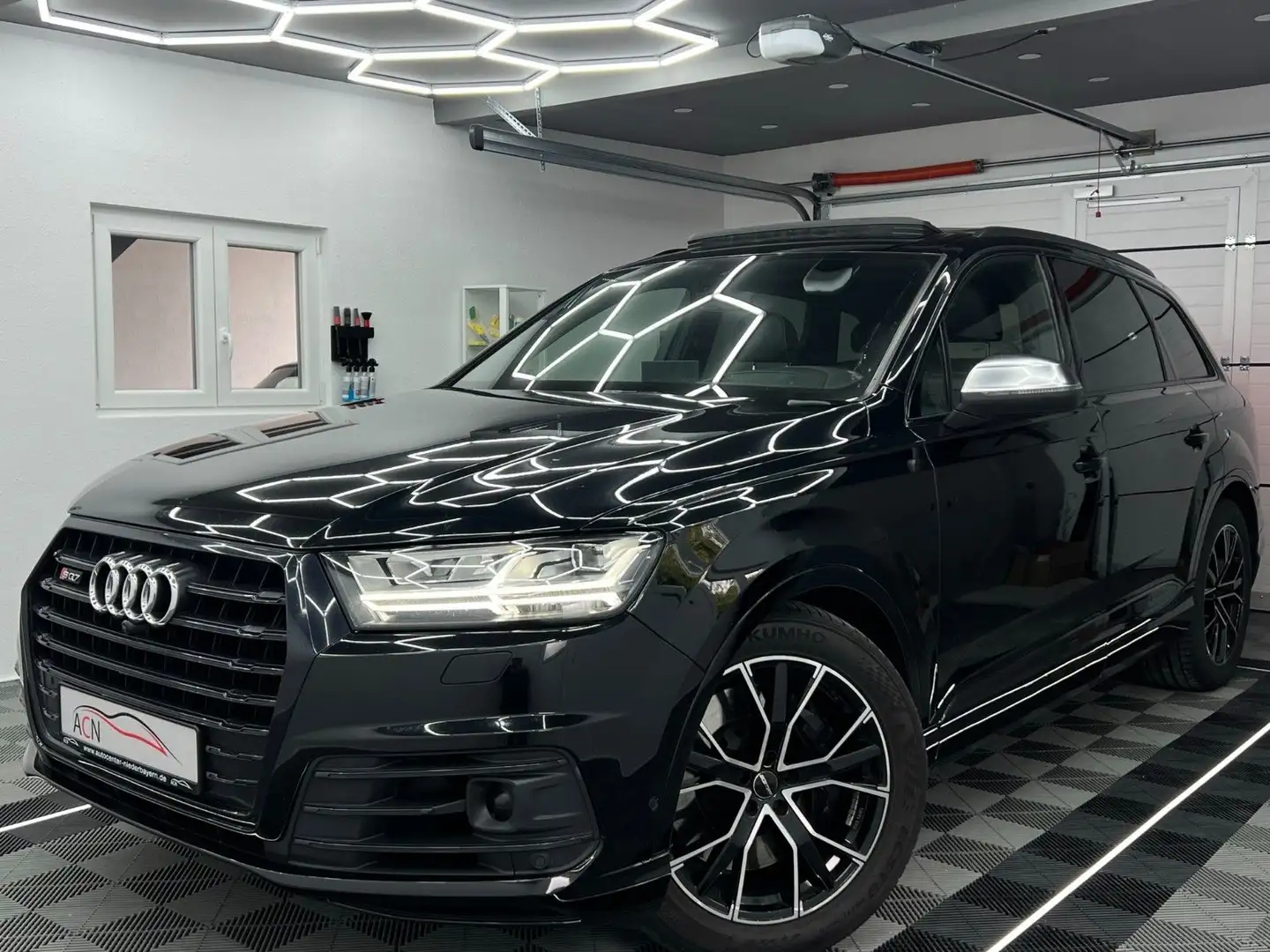 Audi SQ7 4.0 TDI Quattro S-LINE/PANO/AHK/ACC/VRT/VOLL Siyah - 1