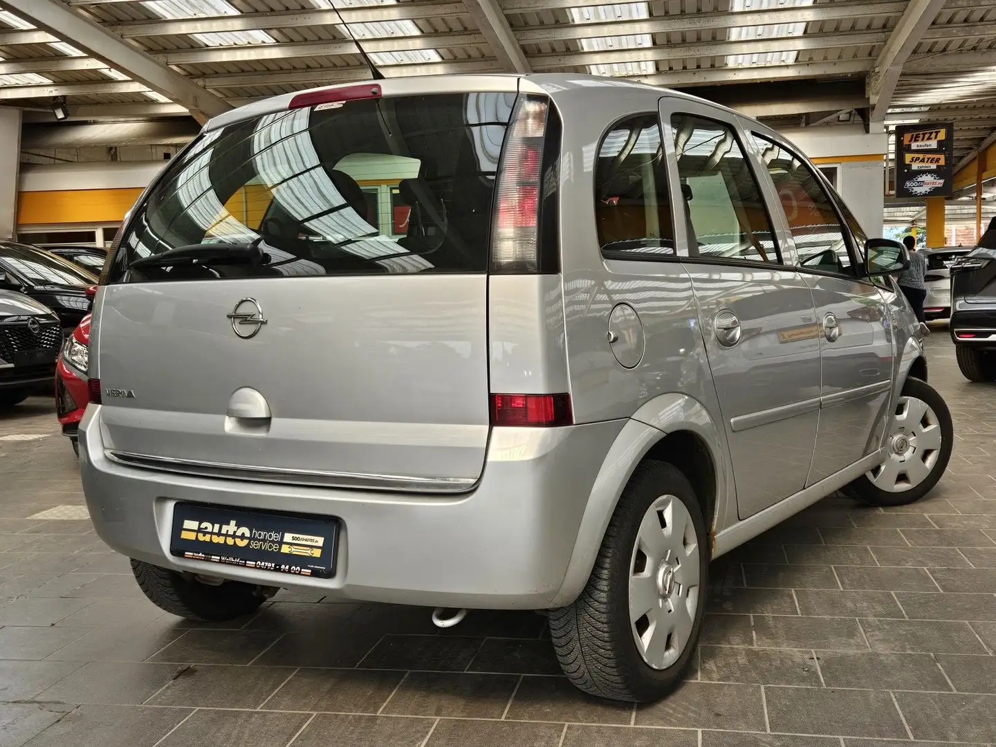 Opel Meriva 1,4 Edition aus 2. Hand mit Klima AHK Silber - 2
