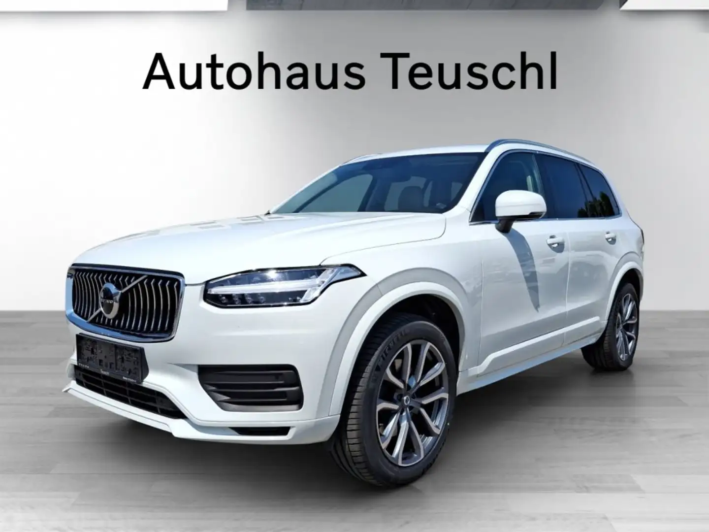 Volvo XC90 Momentum Pro AWD Weiß - 1