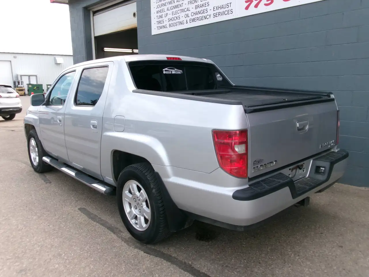 Honda Ridgeline photo Honda Ridgeline