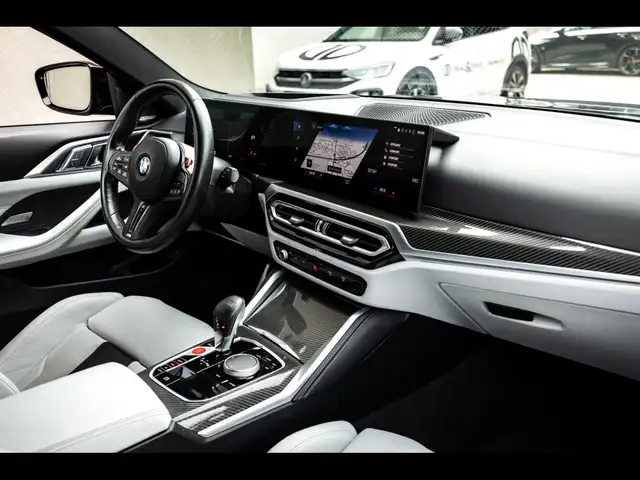 BMW M4 view 14